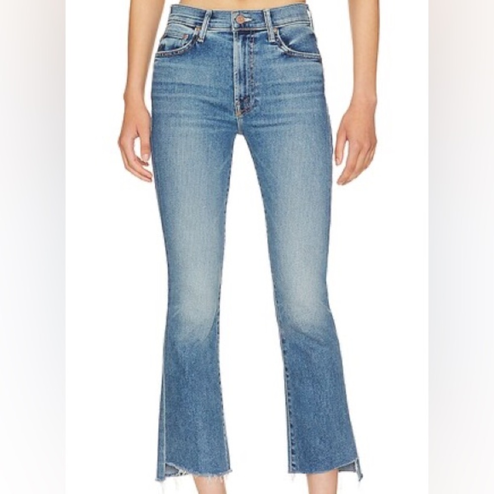 MOTHER The Insider Crop Step Fray Jeans in Juicin'